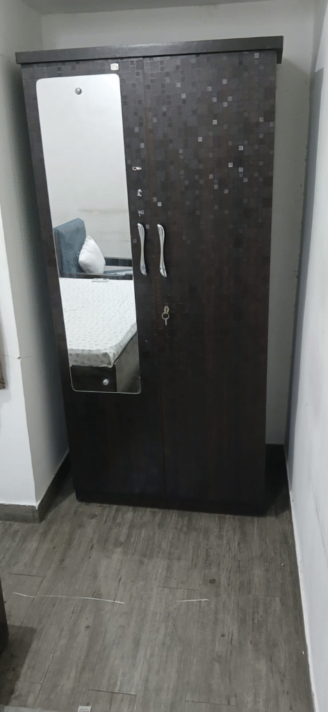 3 bhk for rent for students of DY Patil college